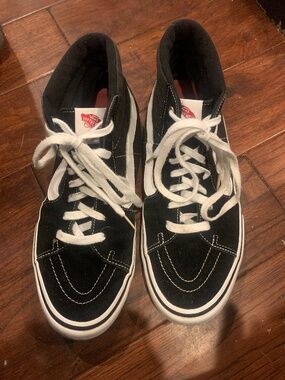 Vans off the wall hi top skater shoes